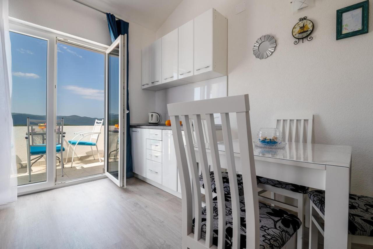 Apartmani Mate نيوم المظهر الخارجي الصورة