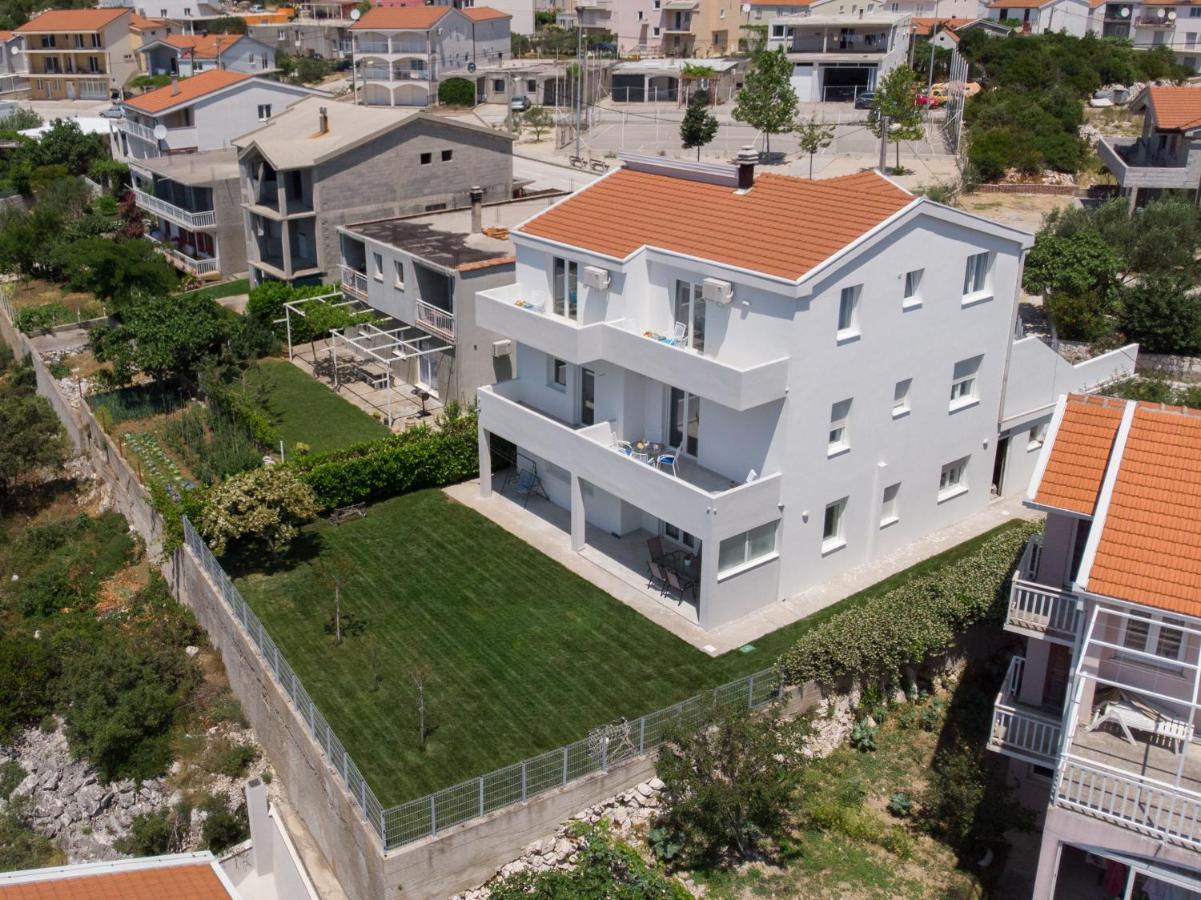Apartmani Mate نيوم المظهر الخارجي الصورة