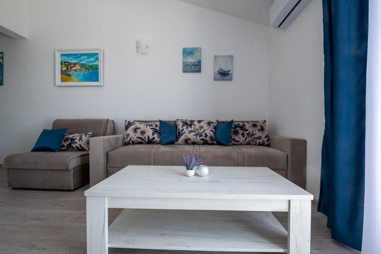 Apartmani Mate نيوم المظهر الخارجي الصورة